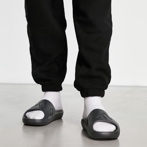 ADIDAS • Black Adicane Slides Shoes - Picture 2 of 12